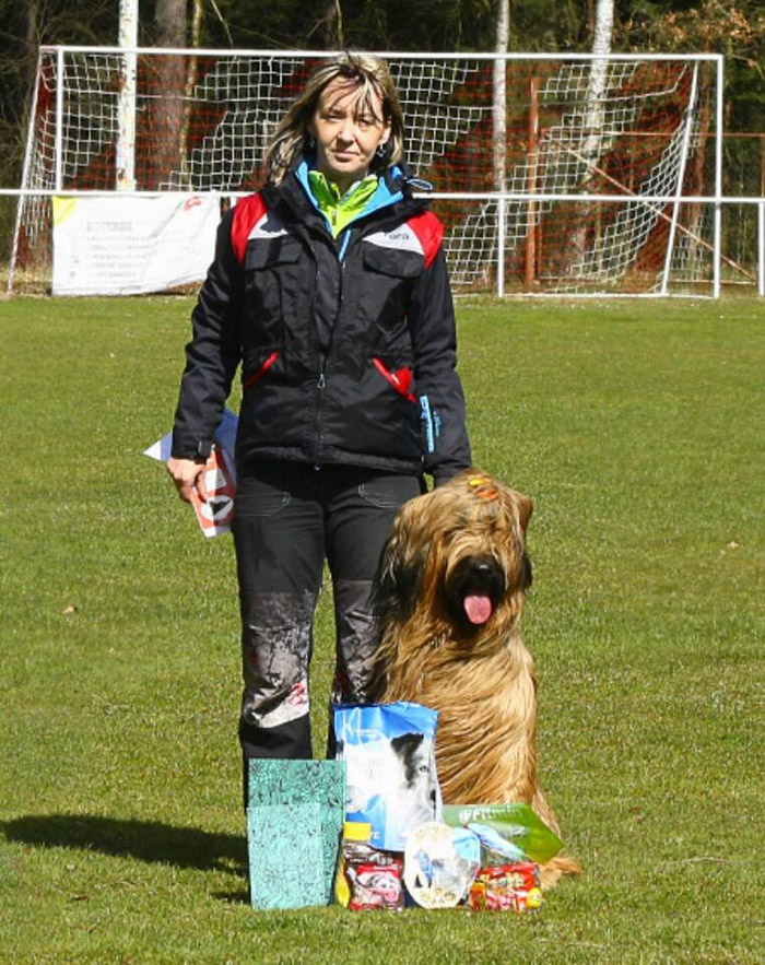 Ch. Contra la Corriente Velmond